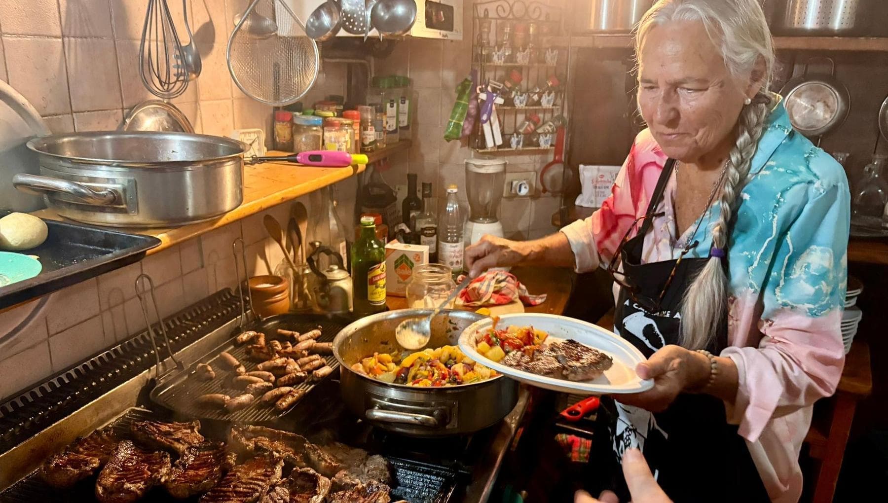 A 86 anni diventa casara: l'orgoglio italiano che sfida l'età