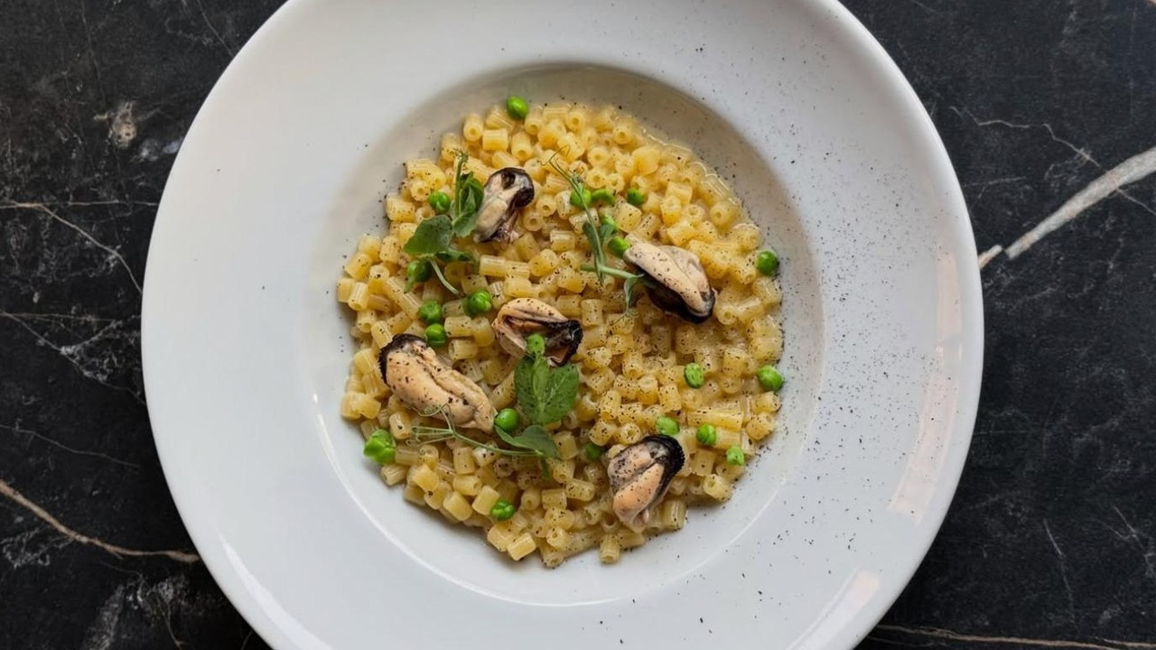Chef romano sfida i big: pesce d'autore a prezzi pop, ma la Garbatella è già in rivolta?