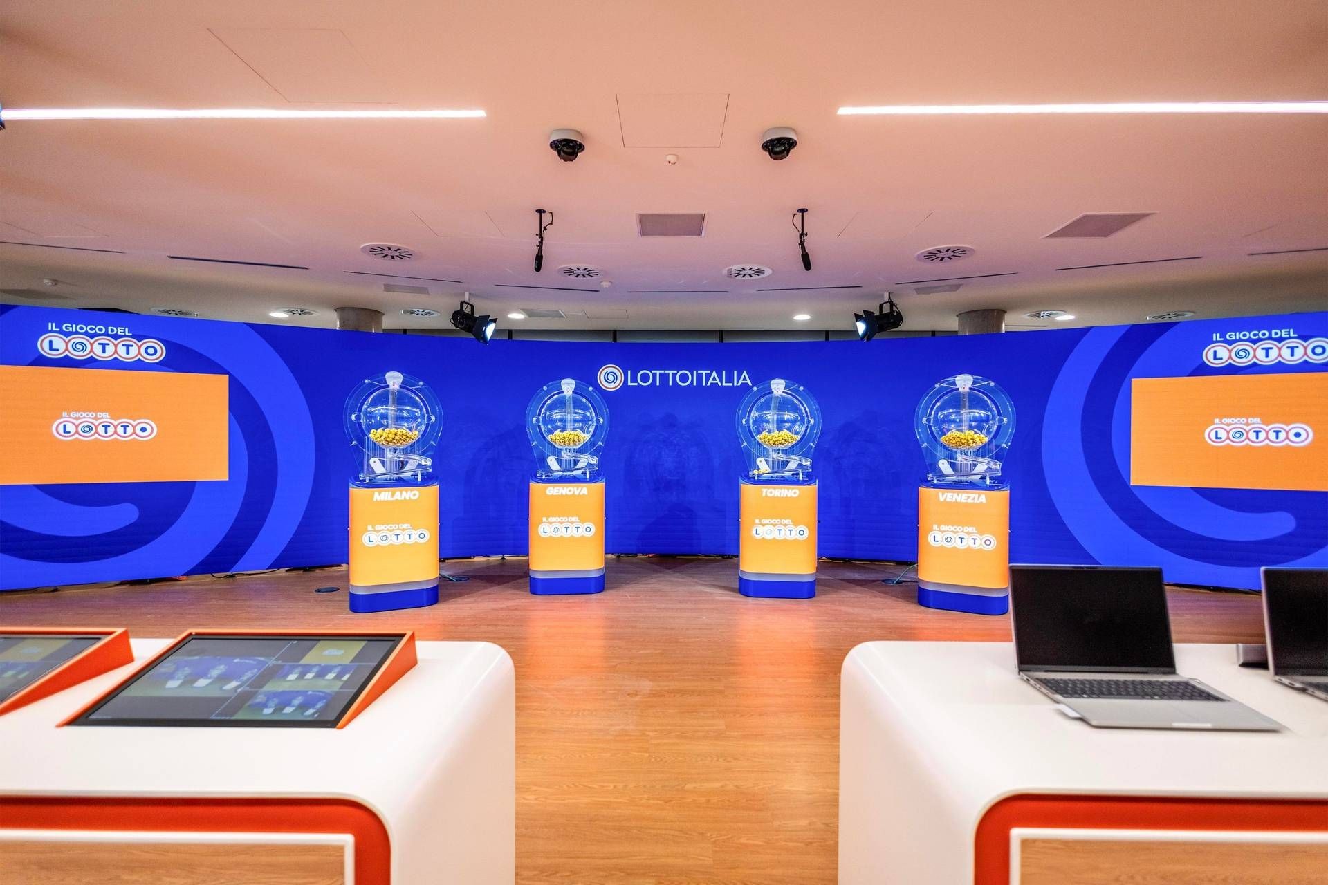 Lotto, Milano inaugura la nuova sala estrazionale: tecnologia e tradizione
